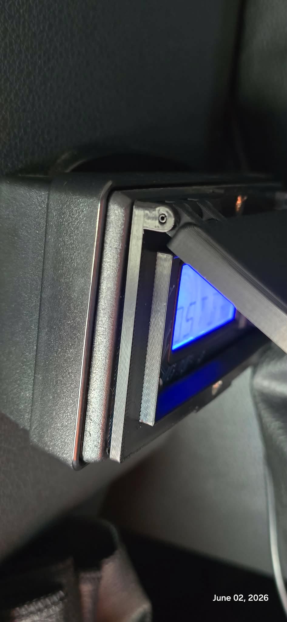 Display Glare Blocker for Tundra
